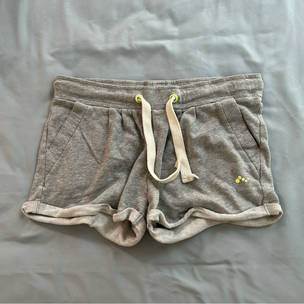 Only play short